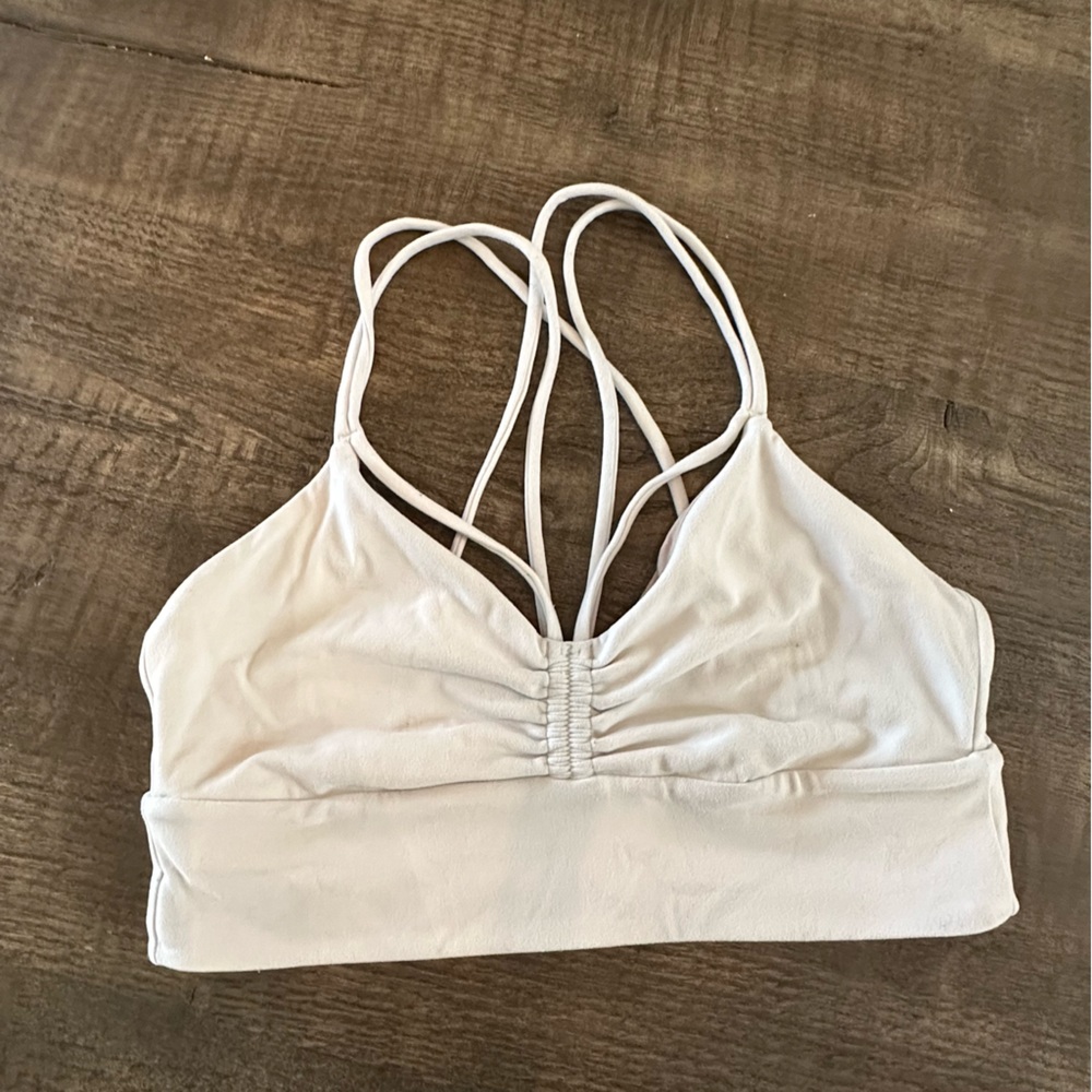 Lululemon white sports bra size 6